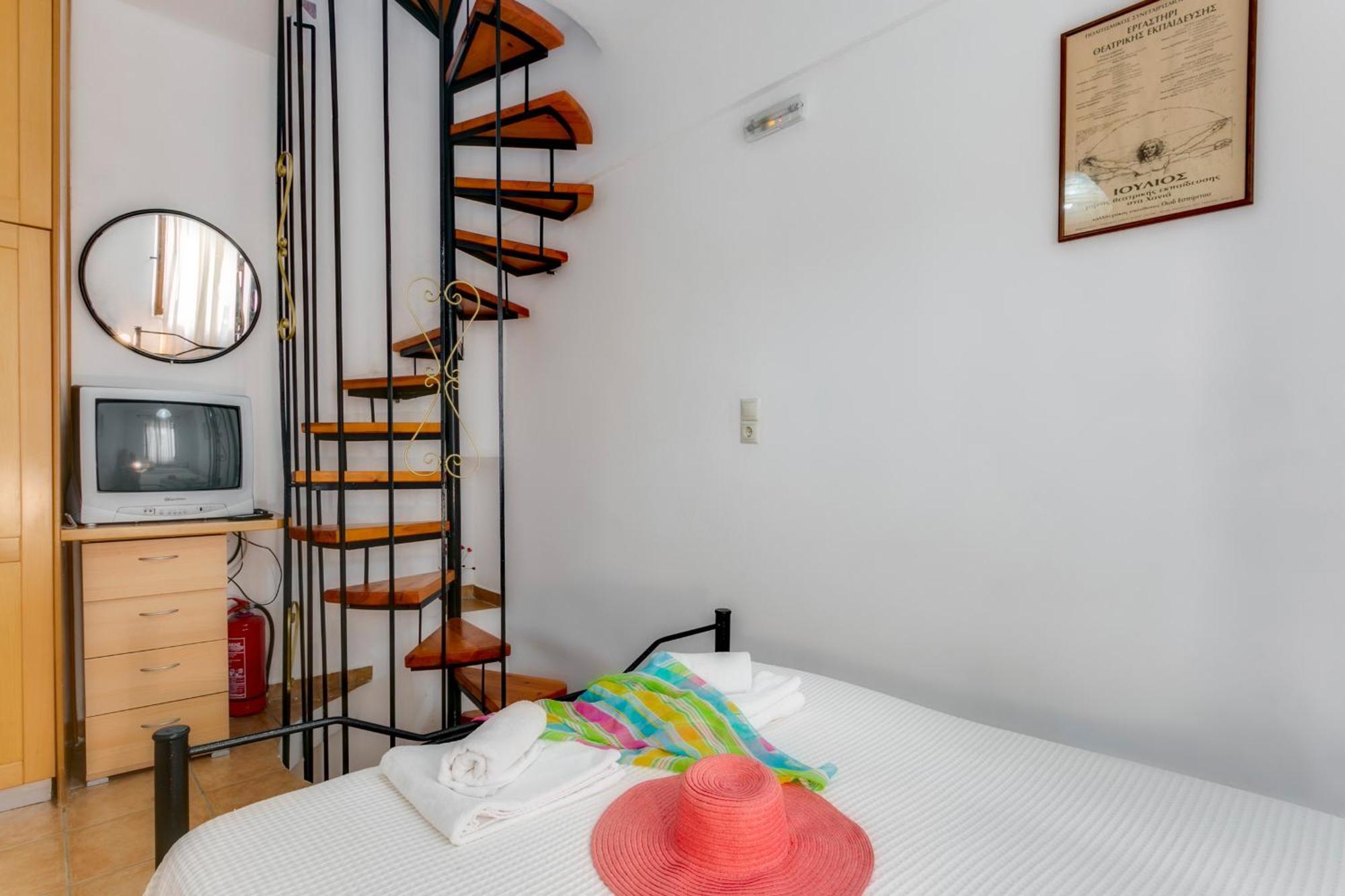 Ifigenia Rooms By Marios Chania  Екстер'єр фото